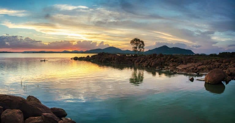 Gaborone-Dam,-Botswana