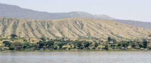 visible-areas-of-soil-erosion-beside-lake-hawassa-ethiopia-4-e1617702504996