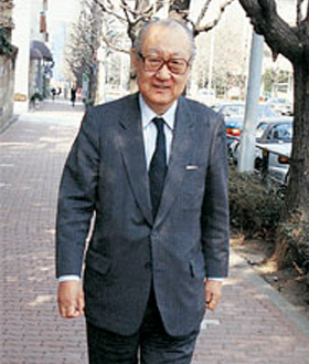 Dr. Takeshi Kubo, Research Institute of Wastewater Management, Japan - Stockholm Water Prize 1994