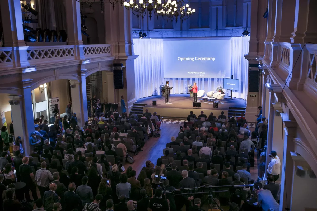 Auditorium room full with people for the Opening plenary at World Water Week 2022