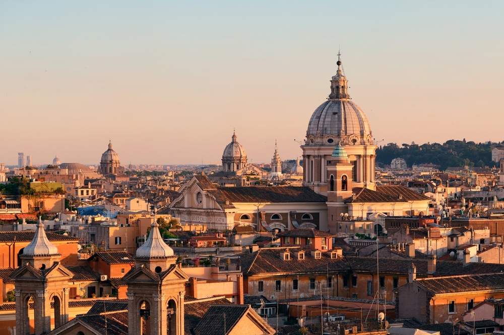 Rome,Rooftop,View,With,Ancient,Architecture,In,Italy,At,Sunset