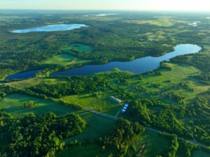 Black,And,White,Lake,In,Village,Of,Starosel'e.,Forest,Lake